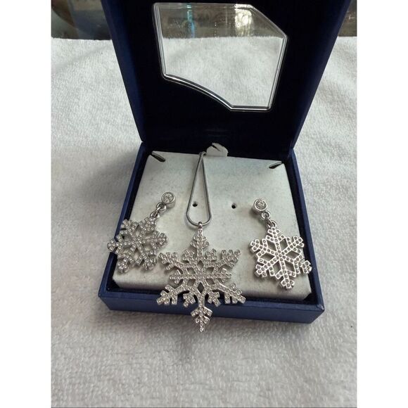 Swarovski Jewelry - Swarovski Snowflake Earring Necklace Set